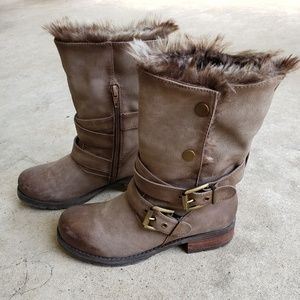 Steve Madden Brown Boots